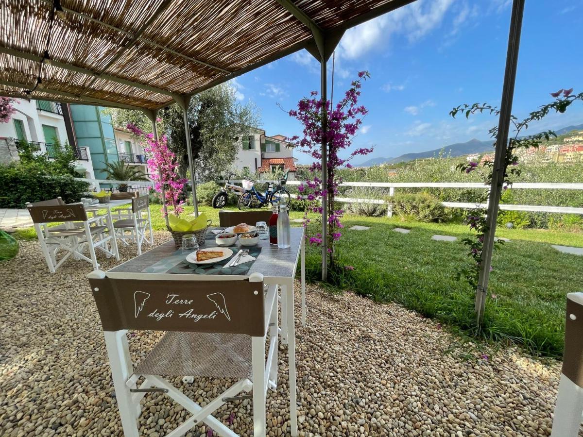 Appartamento Pesco "A Casa Felice" Pietra Ligure Eksteriør billede